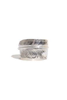 画像2: 【LARRY SMITH】 EAGLE HEAD FEATHER RING (2)