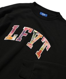 画像7: 【30%OFF】LFYT(ラファイエット) / PACHWORK ARCH LOGO CREWNECK (7)