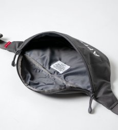 画像2: APPLEBUM(アップルバム) / Logo Waist Bag (2)