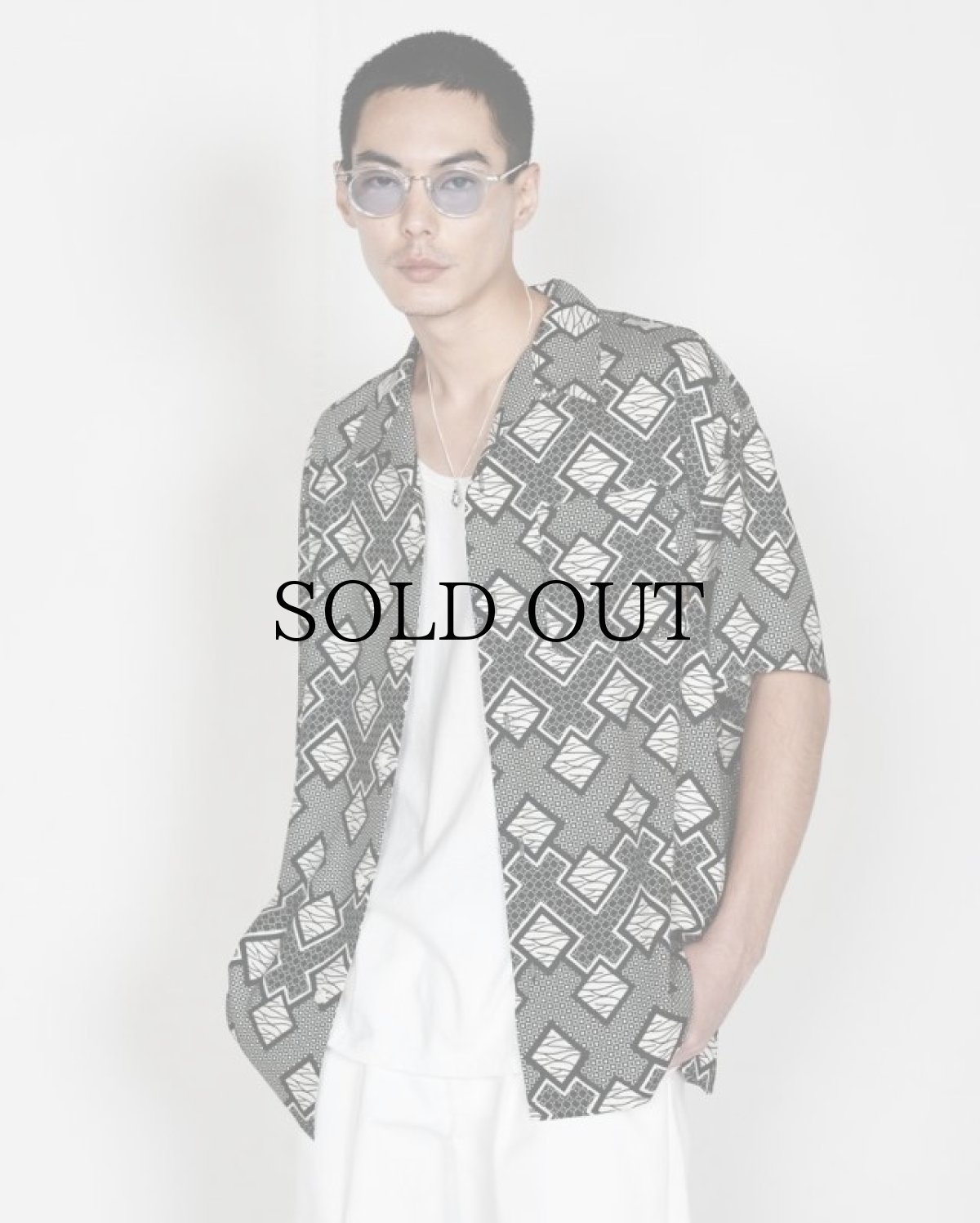 画像5: CALEE(キャリー) / Geometric pattern amunzen cloth S/S shirt (5)