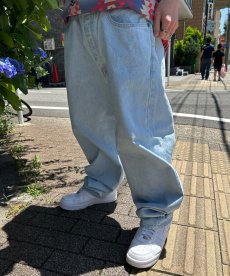 画像1: LFYT(ラファイエット) / 5 POCKET WASHED DENIM PANTS BAGGIE FIT LIGHT WASH (1)