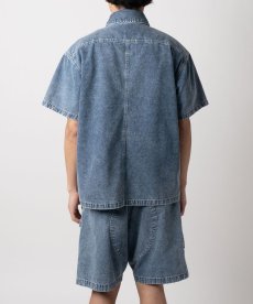 画像6: INTERBREED / Washed Denim Island Shirt (6)