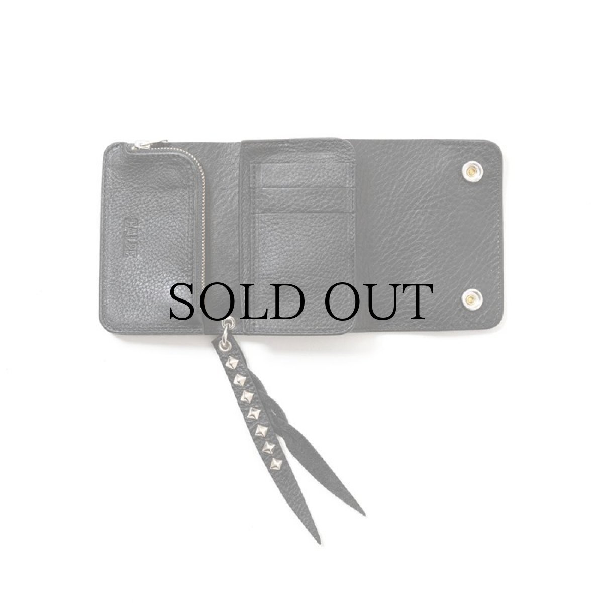 画像4: CALEE(キャリー) / PLANE LEATHER FLAP HALF WALLET ＜STUDS CHARM＞ (4)