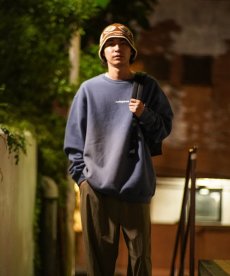 画像11: 【20%OFF】LFYT(ラファイエット) / WORN OUT SMALL LOGO CREW SWEAT (11)