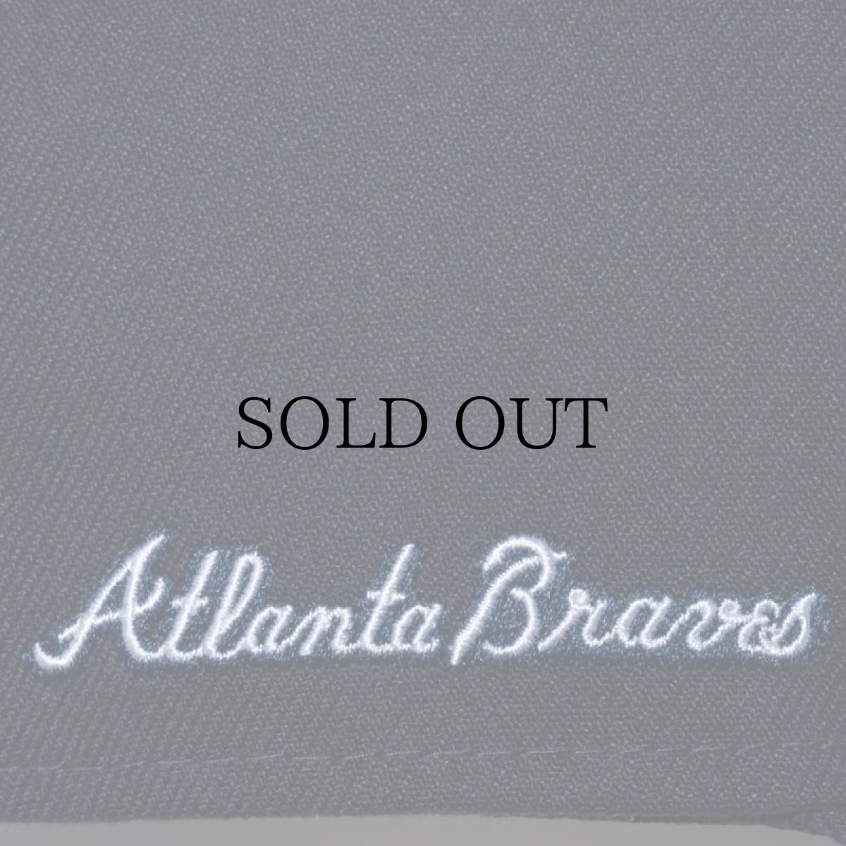 画像3: NEW ERA / LP 59FIFTY Gray Undervisor アトランタ・ブレーブス ネイビー グレーアンダーバイザー (3)