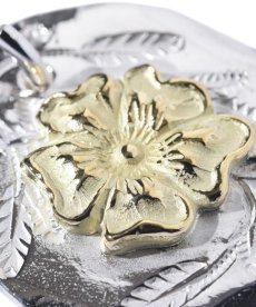 画像3: LARRY SMITH(ラリースミス) / LEAF STAMPED ROSE PENDANT (18K GOLD ACCENT) (3)