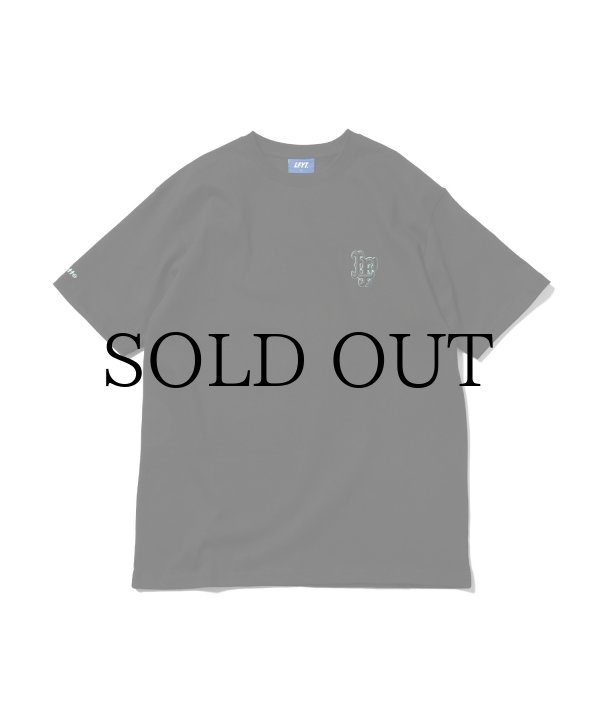 【ラファエルさん愛用】モンクレ Tシャツ Tシャツ（ブルッキーと彼女の子羊・ライトグレー）