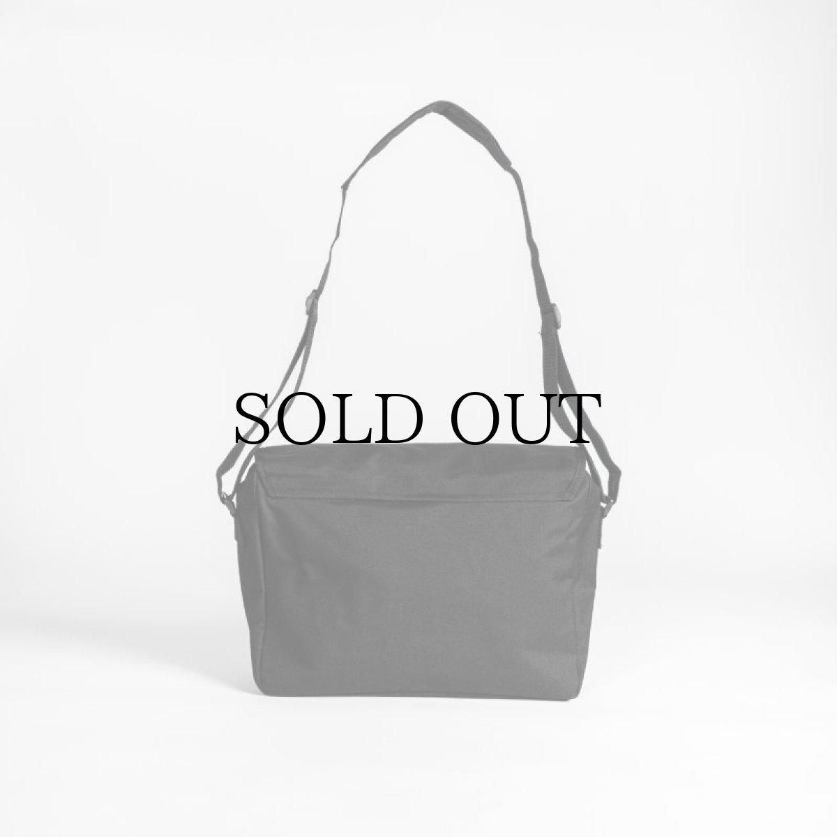 画像4: APPLEBUM(アップルバム) / LOGO MESSENGER BAG (4)