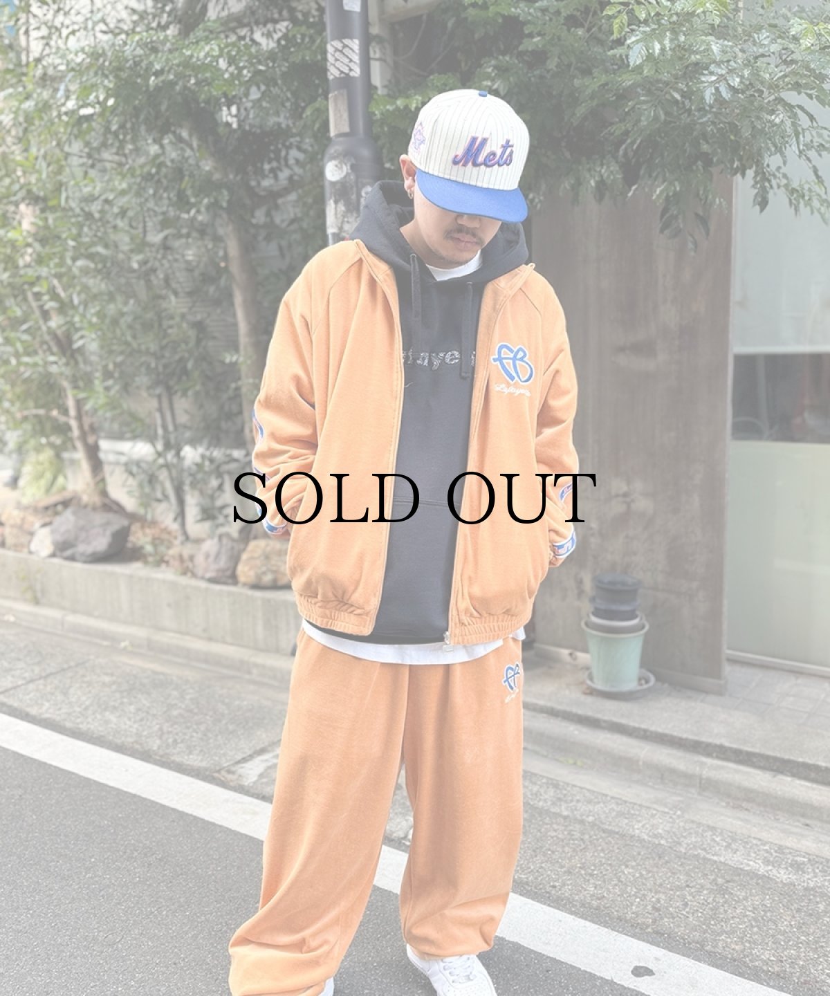 画像1: 【30%OFF】 LFYT(ラファイエット) / LFYT x FUBU VELOUR TRACK JACKET (1)