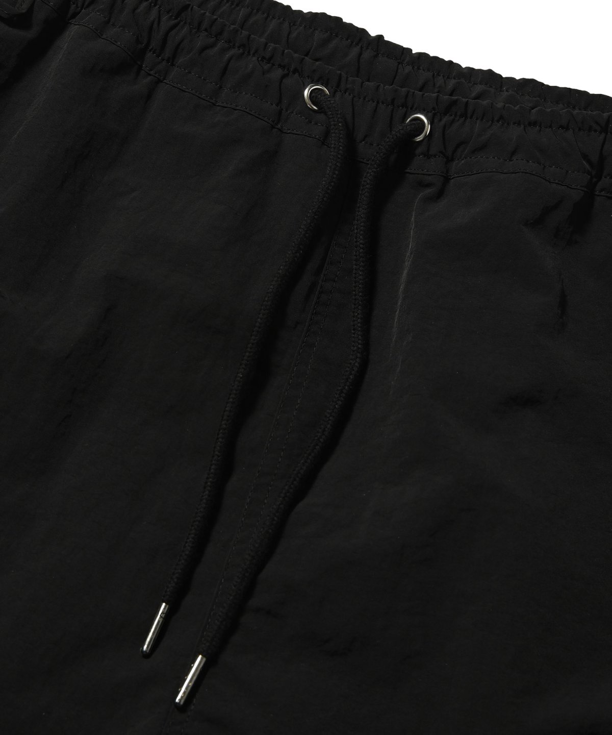 画像14: 【30%OFF】 LFYT(ラファイエット) / RUBBER PATCH NYLON SHORTS (14)