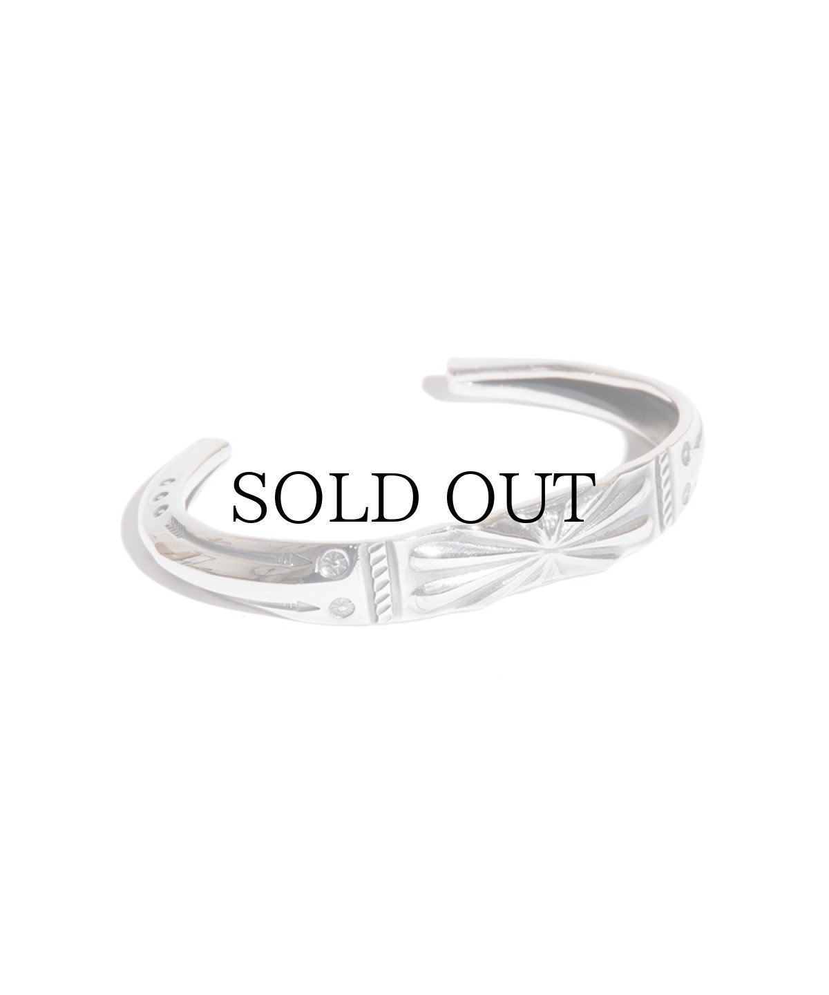 画像1: LARRY SMITH(ラリースミス) / BUTTERFLY TAPERED END BRACELET (ARROW, REPOUSSE) (1)