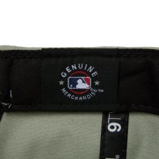 画像9: NEW ERA / 9TWENTY Nuance Color シアトル・マリナーズ ブルーティント スウェードバイザー (9)