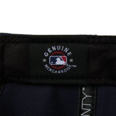 画像9: NEW ERA / 9TWENTY Nuance Color ニューヨーク・ヤンキース ネイビー スウェードバイザー (9)