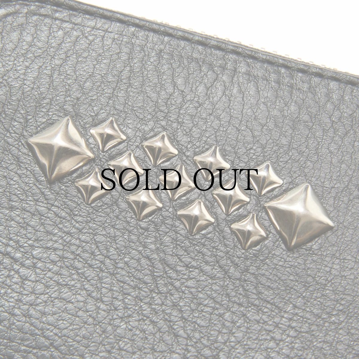 画像4: CALEE(キャリー) / STUDS LEATHER ZIP MULTI WALLET (4)