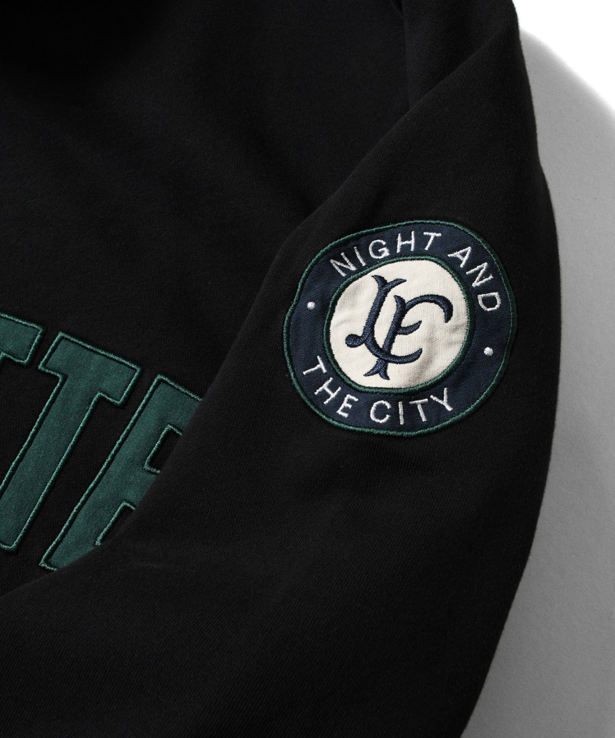 画像14: LFYT(ラファイエット) / ARCH LOGO HALFZIP SWEATSHIRT (14)