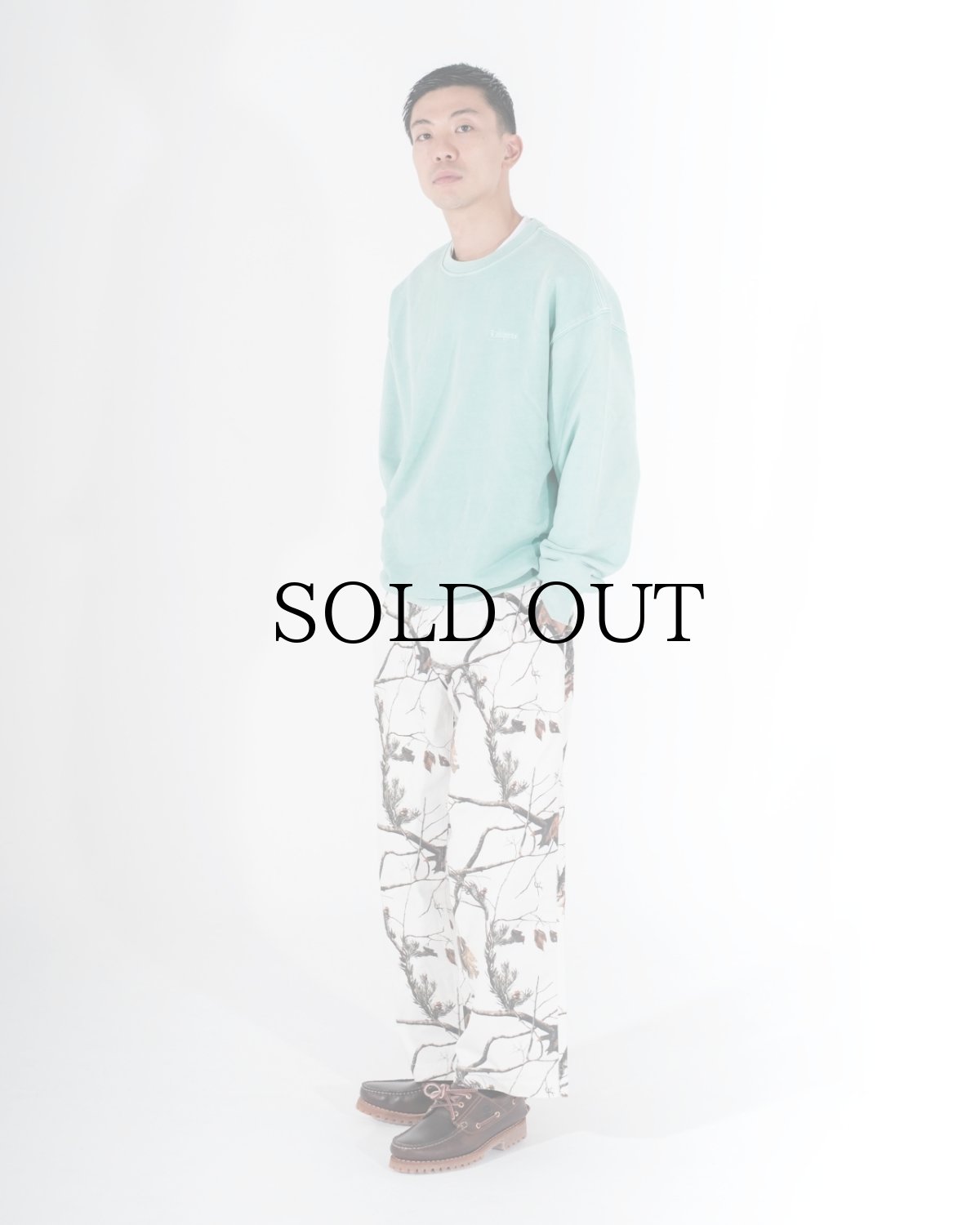 画像15: 【40%OFF】LFYT(ラファイエット) / OLD ENGLISH PIGMENT CREWSWEAT (15)