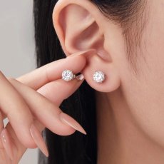 画像4: $ole only(ソールオンリー) / s925 モアサナイト 1カラット ピアス (4)