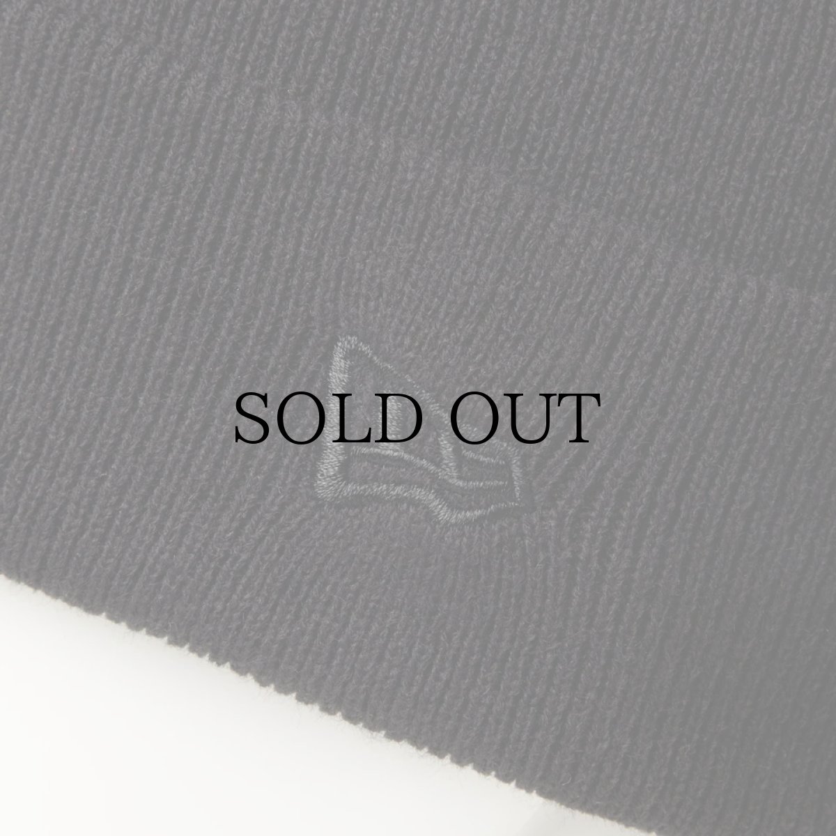 画像3: NEW ERA / ベーシック カフニット Rhinestone Badge スクエアロゴ (3)