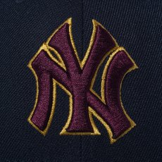 画像5: NEW ERA / 9FORTY Happy Holidays ニューヨーク・ヤンキース  (5)