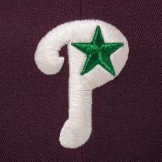 画像6: NEW ERA / 59FIFTY Happy Holidays フィラデルフィア・フィリーズ   (6)