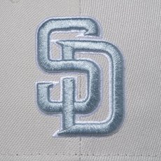 画像5: NEW ERA / 9FORTY Happy Holidays サンディエゴ・パドレス (5)