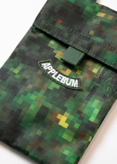 画像4: APPLEBUM(アップルバム) / “Pixel Camo” Neck Pouch (4)