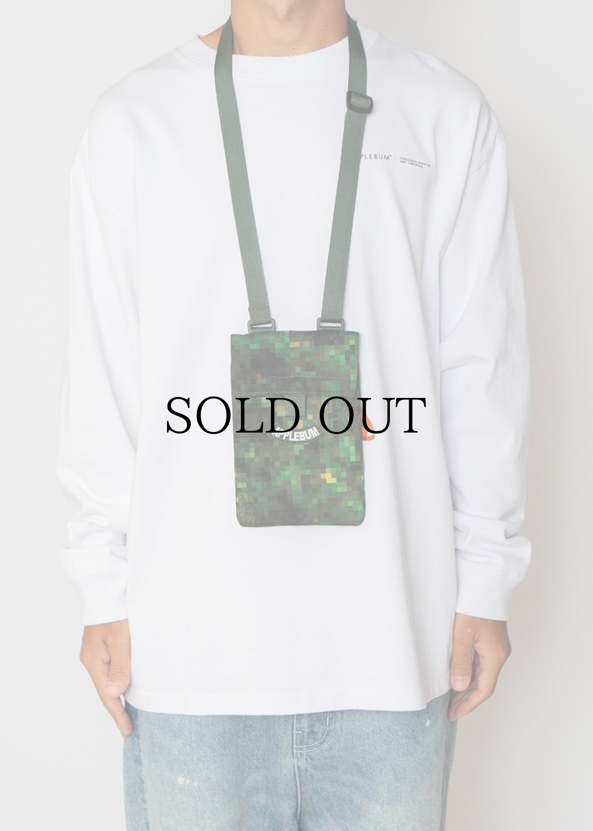 画像7: APPLEBUM(アップルバム) / “Pixel Camo” Neck Pouch (7)