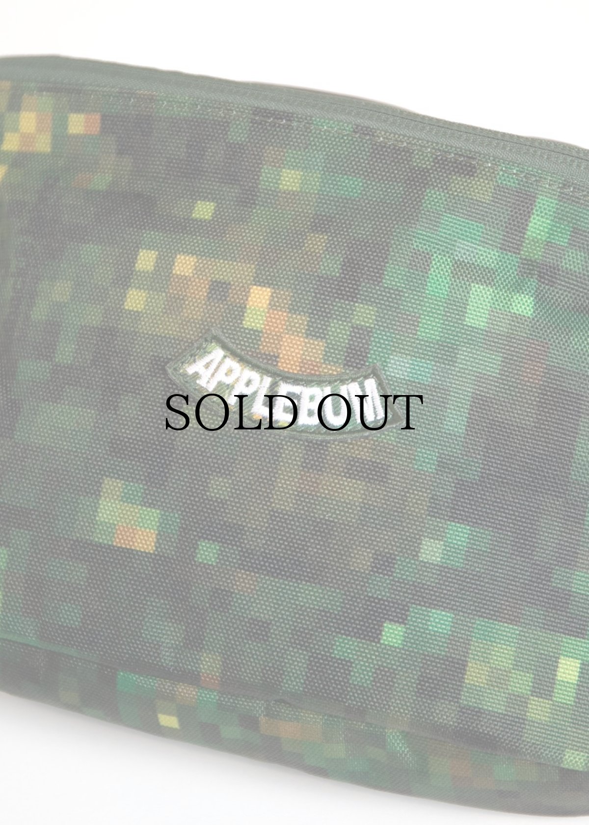 画像4: APPLEBUM(アップルバム) / “Pixel Camo” Waist Bag (4)