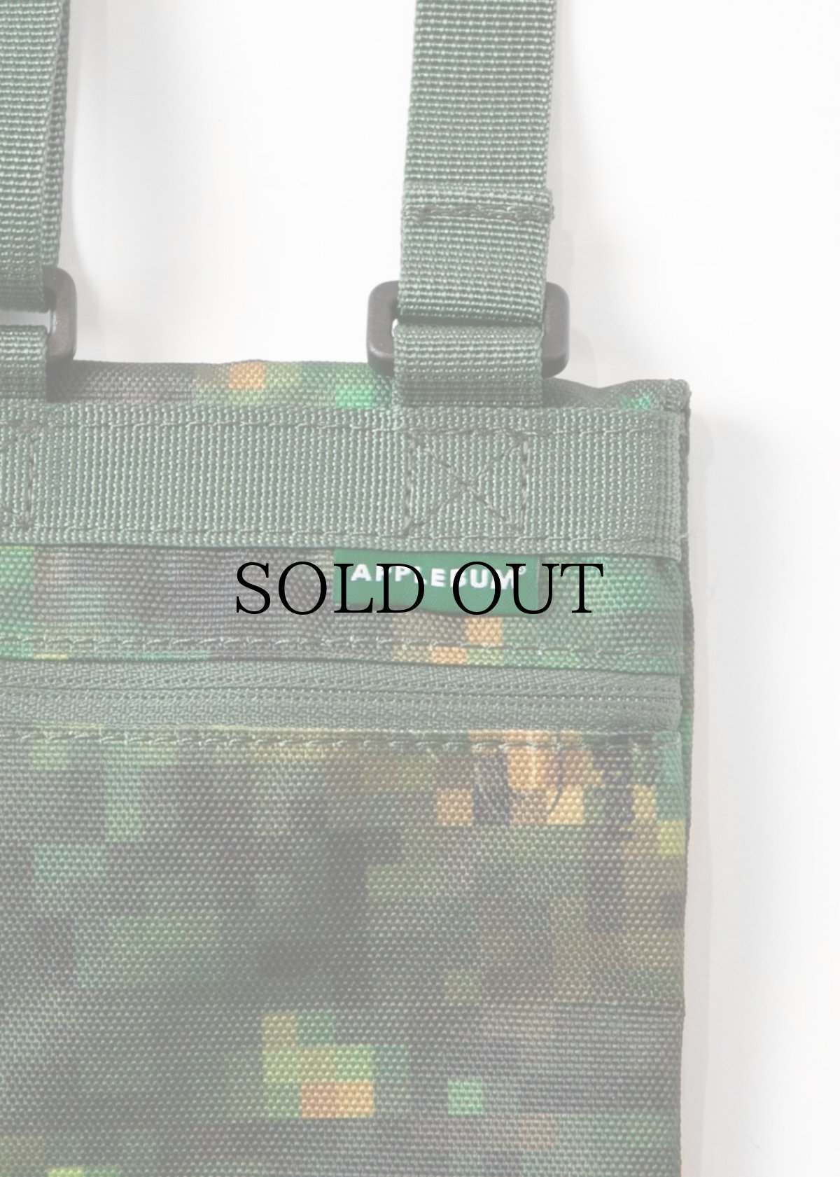 画像5: APPLEBUM(アップルバム) / “Pixel Camo” Neck Pouch (5)