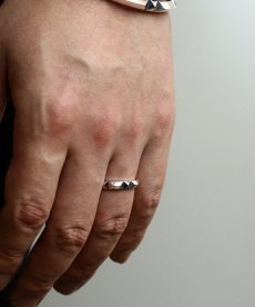 画像4: ArgentGleam / ArgentGleam LT Pyramid Studs Ring (4)