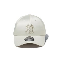 画像2: NEW ERA / 9FORTY White Day Rhinestone ラインストーン ニューヨーク・ヤンキース (2)