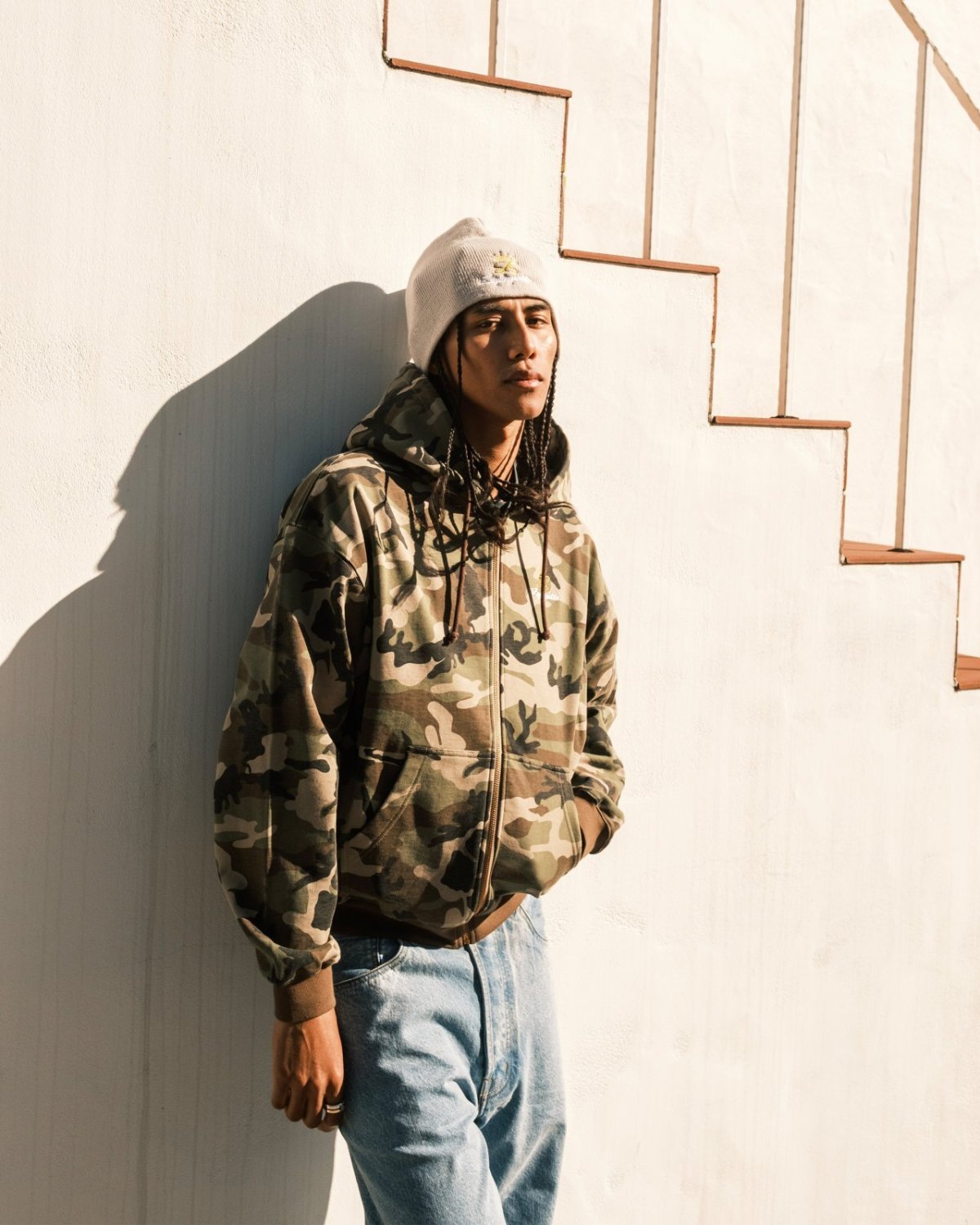 画像12: LFYT(ラファイエット) / GOLD L LOGO ZIP HOODIE (12)