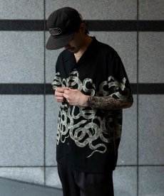 画像9: CALEE(キャリー) / SNAKE PATTERN PANEL S/S SH (9)
