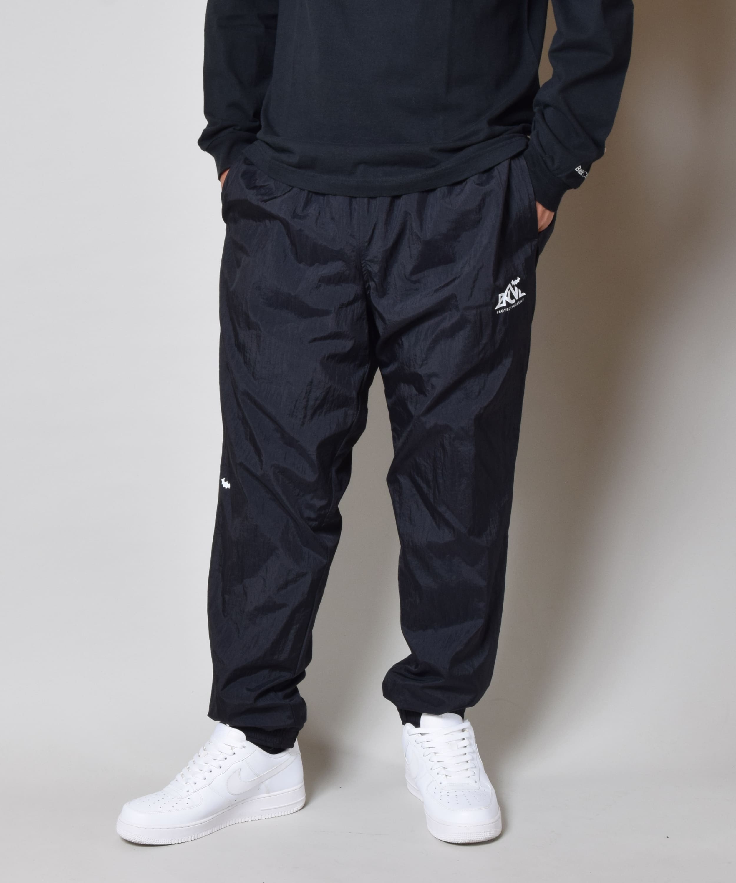 Back Channel(バックチャンネル) トラックパンツ NYLON TRACK PANTS 