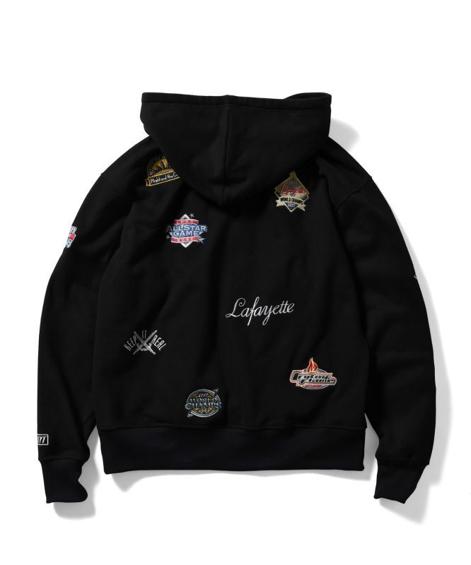 LFYT(エルエフワイティ) パーカー ALLOVER CHAMPION EMBLEM HOODIE