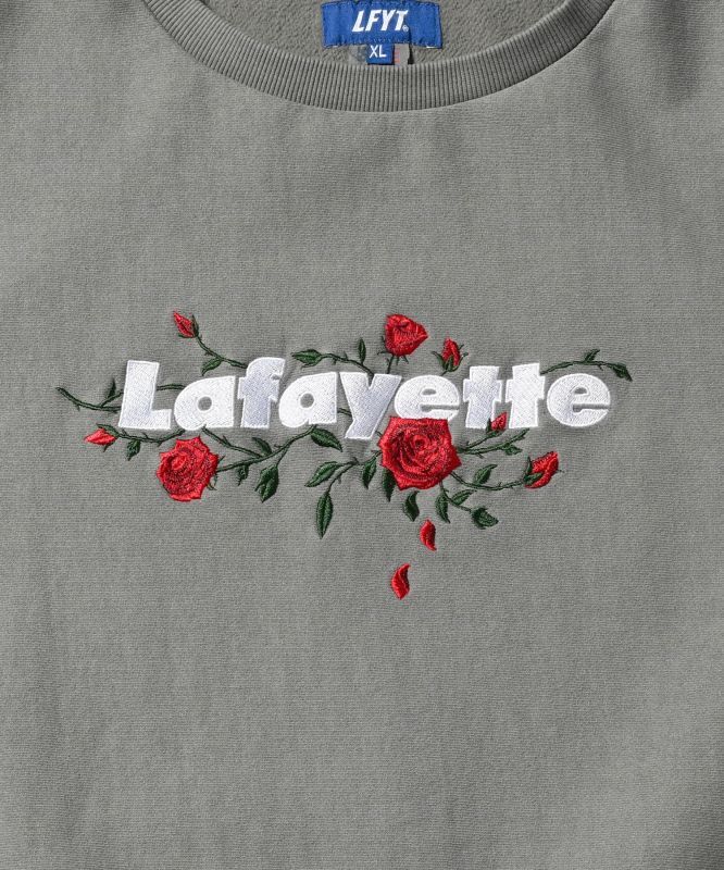 LFYT(エルエフワイティ) クルーネックスウェット ROSE LOGO US COTTON