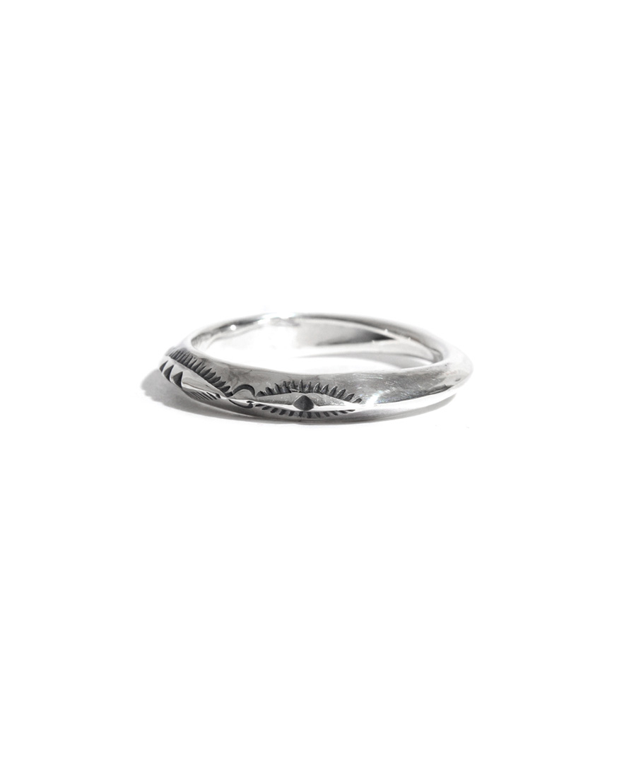LARRY SMITH(ラリースミス)リング EXTRA THIN TRIANGLE RING